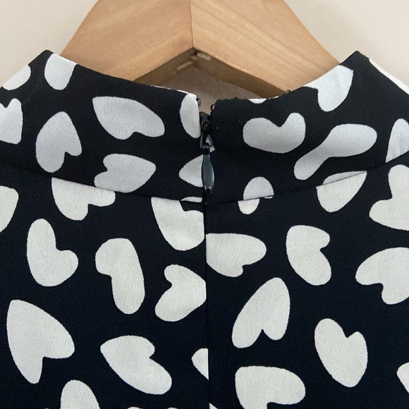 Ann Taylor- Heart Mock Neck Shift Dress - Picture 10 of 14